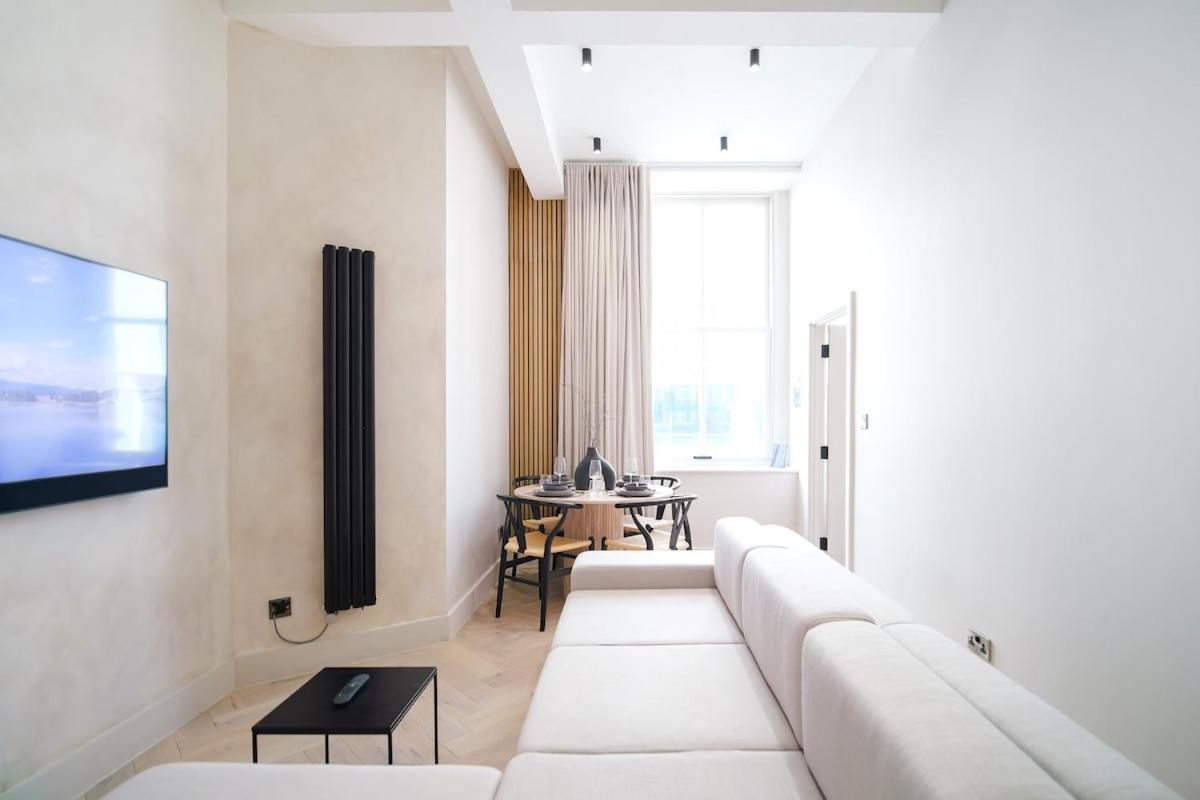 Japandi By The Heim Residences Манчестер Экстерьер фото